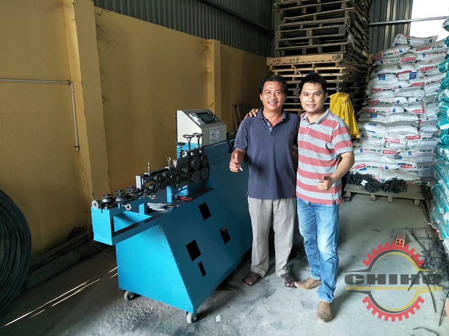 Khách hàng tin tưởng máy bẻ đai sắt CHIHO