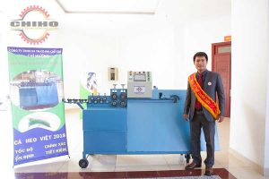 Máy bẻ đai sắt Cá Heo Việt
